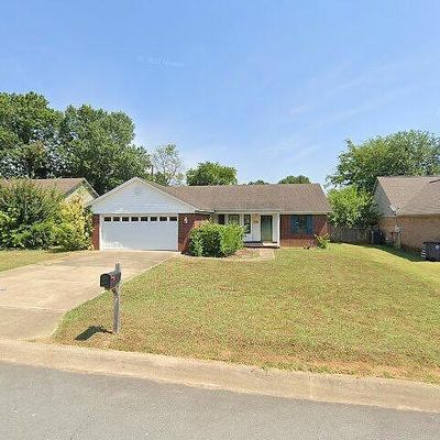 104 Louis Dr, Searcy, AR 72143