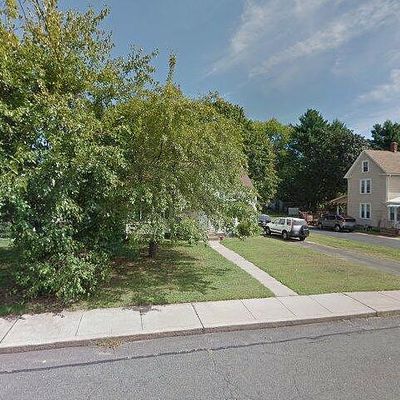 105 Trebbe Dr, Manchester, CT 06040