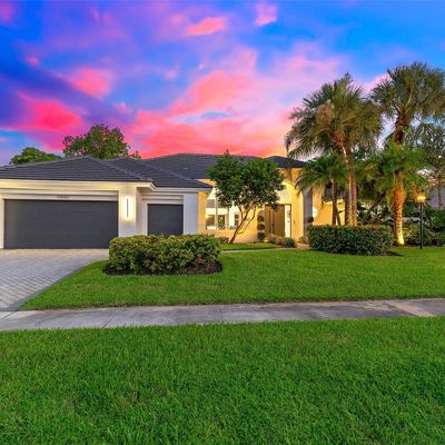 10642 Stonebridge Blvd, Boca Raton, FL 33498