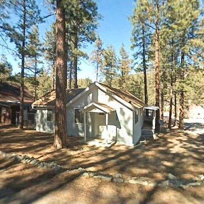 1088 Lark Dr, Wrightwood, CA 92397