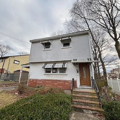 11 French St, Mattapan, MA 02126