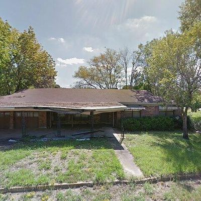 111 Meadow Ln, Crockett, TX 75835