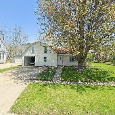 1112 Ann St, Grinnell, IA 50112