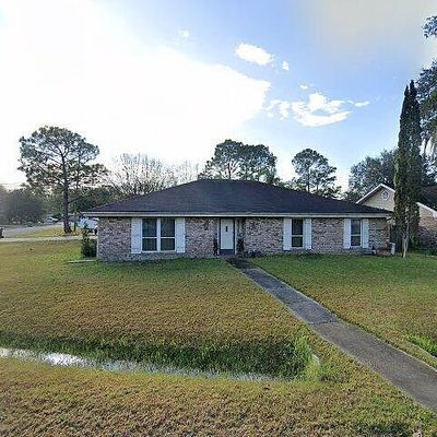 101 Asphodel Dr, Luling, LA 70070