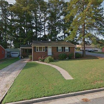 101 Yew Ave, Colonial Heights, VA 23834