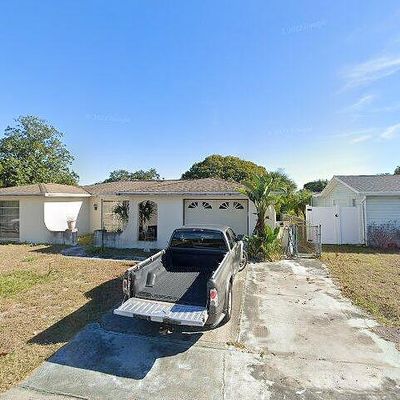 10226 Glen Moor Ln, Port Richey, FL 34668