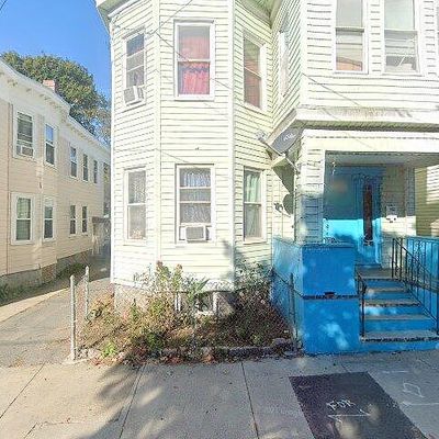 120 Shawmut St, Chelsea, MA 02150