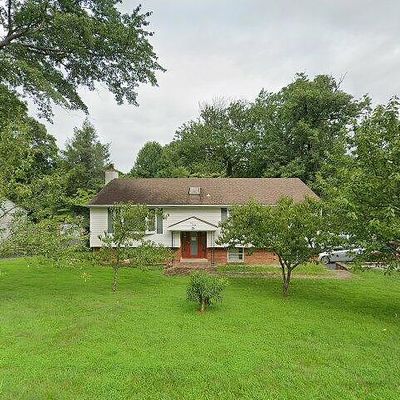 120 Springdale Ave, Huntingdon Valley, PA 19006