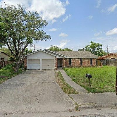 1203 Ebony Cir, Alice, TX 78332