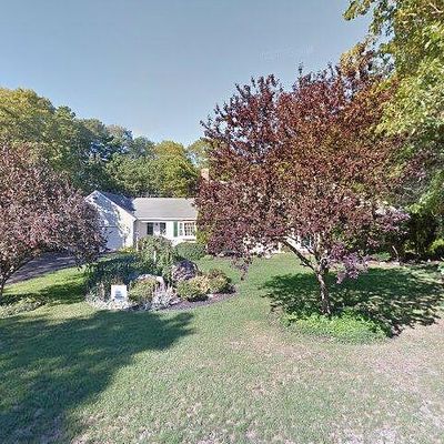 122 Oakmont Rd, Yarmouth Port, MA 02675