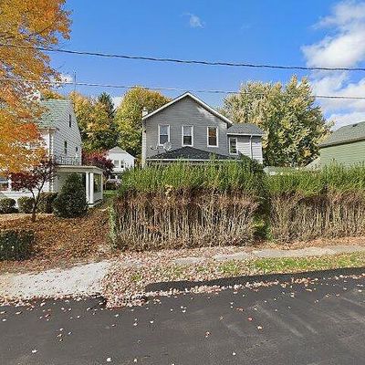 123 1 St St, Olyphant, PA 18447