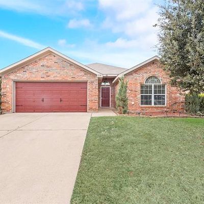 1236 Sierra Blanca Dr, Burleson, TX 76028