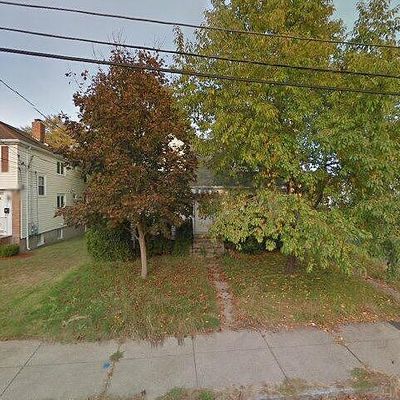 124 Chittick Rd, Hyde Park, MA 02136