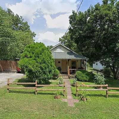 1244 Columbus St, West Plains, MO 65775