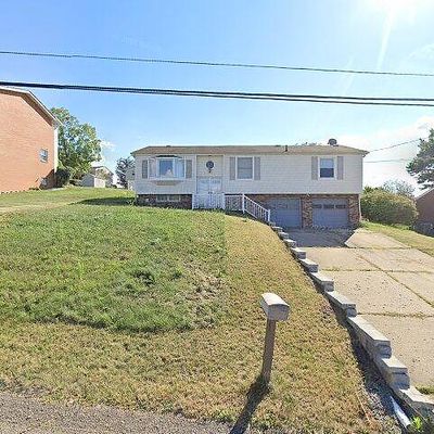 126 Mayer Dr, Oakdale, PA 15071