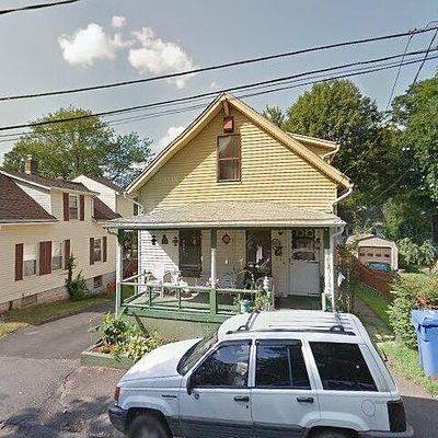 13 Alcove St, Meriden, CT 06451