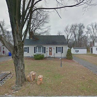 112 Quaker Rd, Springfield, MA 01118