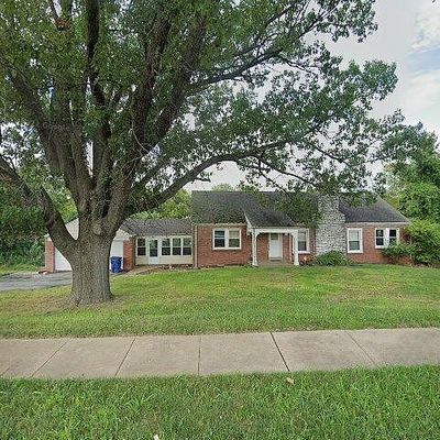 11247 Old Halls Ferry Rd, Saint Louis, MO 63136