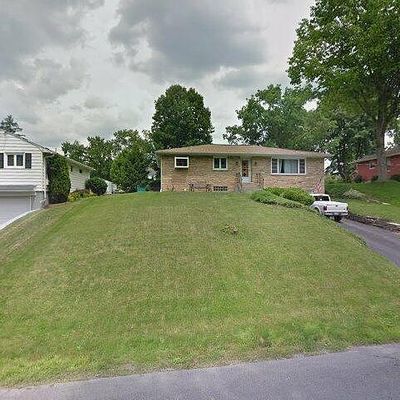 113 Piercefield Dr, Syracuse, NY 13209