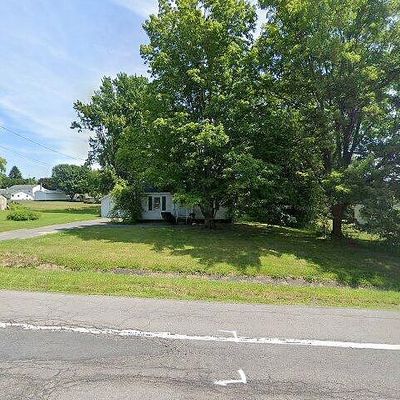 11302 South St, Cato, NY 13033