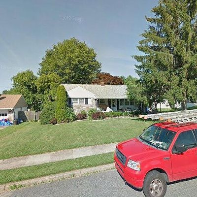 116 Gerald Dr, Aston, PA 19014