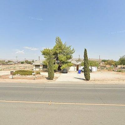 13961 Navajo Rd, Apple Valley, CA 92307