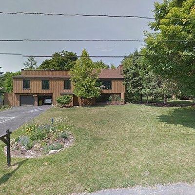 14 Bovington Ln, Fayetteville, NY 13066