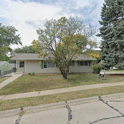 1404 Madison St, Bellevue, NE 68005