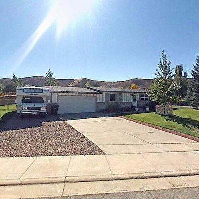 1300 Upland Way, Green River, WY 82935