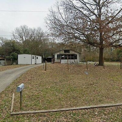 1316 E Henderson St, Overton, TX 75684