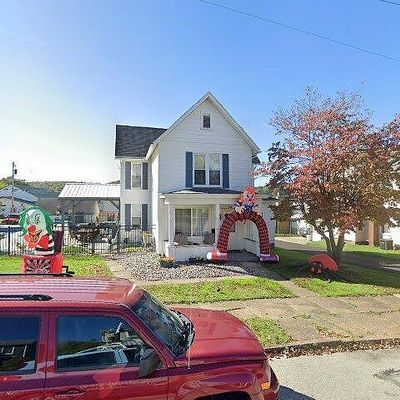 132 Floral Ave, Leechburg, PA 15656