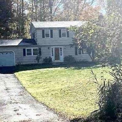 133 Sugar St, Newtown, CT 06470