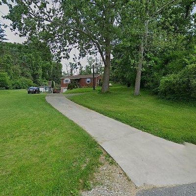 134 Baldwin Rd, Carnegie, PA 15106