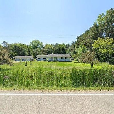 1672 E Gordonville Rd, Midland, MI 48640