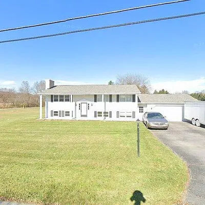 168 Red Barn Rd, Homer City, PA 15748