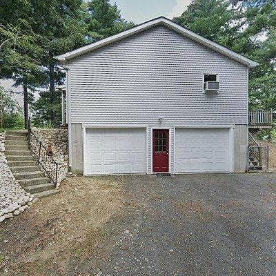 17 Faragon Ave, Palmer, MA 01069