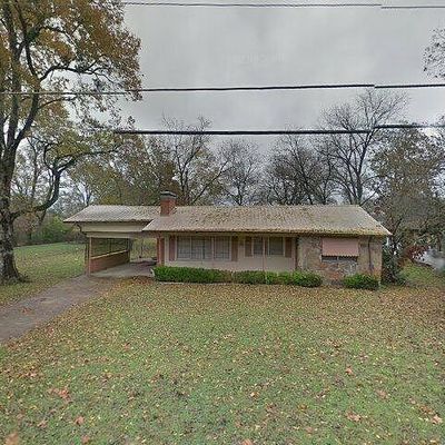 170 N Jeffus St, Deport, TX 75435