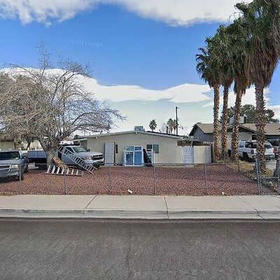 1721 Ginger Tree Ln, Las Vegas, NV 89104