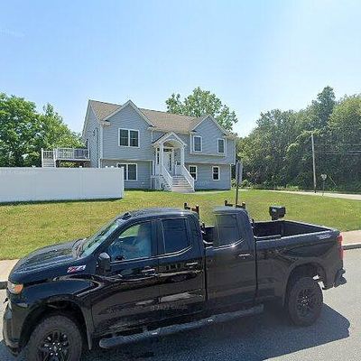 174 Marvel St, Swansea, MA 02777