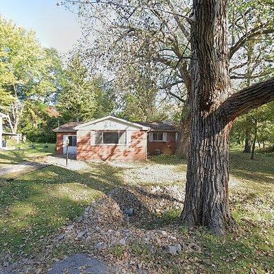 1745 Alexander St, Belleville, IL 62226