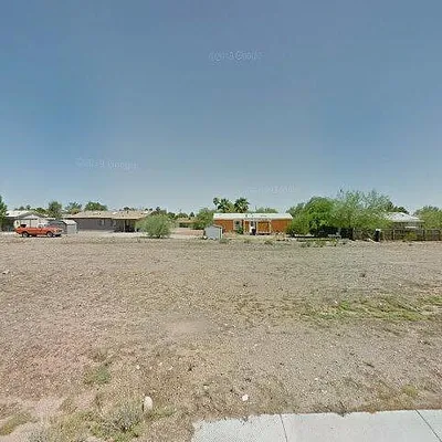 175 Arkin Cir, Morristown, AZ 85342