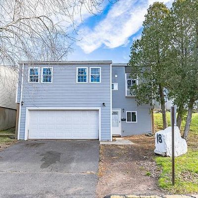 18 Afton Ter, Middletown, CT 06457