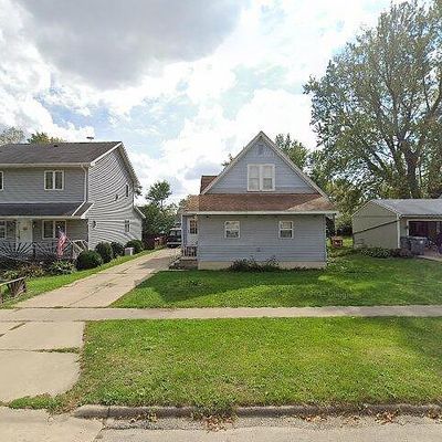 18 3 Rd St Nw, Oelwein, IA 50662