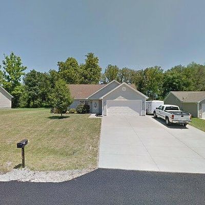 1512 Hawkeye Ct, Carterville, IL 62918