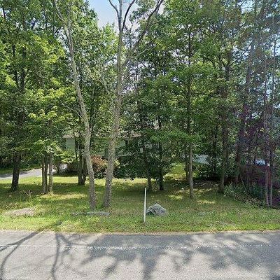 159 Fairview Ave, Mount Pocono, PA 18344