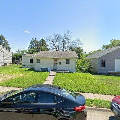 1590 Hickson Ave, Dubuque, IA 52001