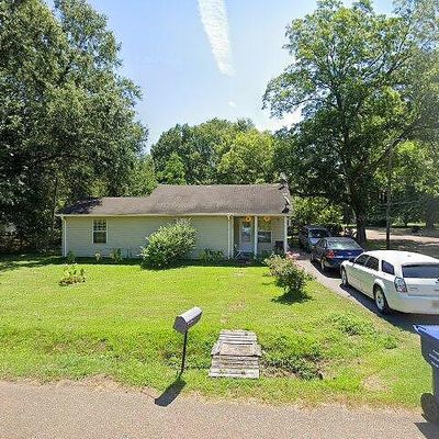 200 Draper St, Batesville, MS 38606