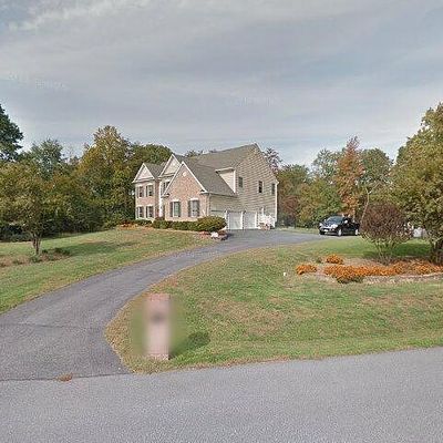 201 Jenny Gay Ct, Severn, MD 21144