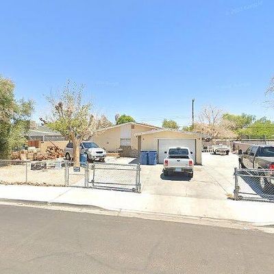 2012 Valley Dr, Las Vegas, NV 89108