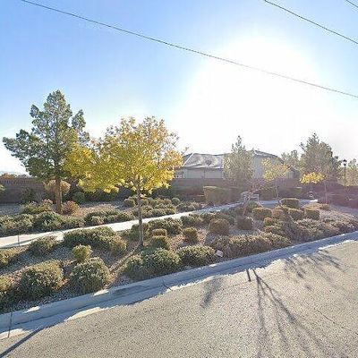 2017 Pelican Sky Beach Ave, North Las Vegas, NV 89081